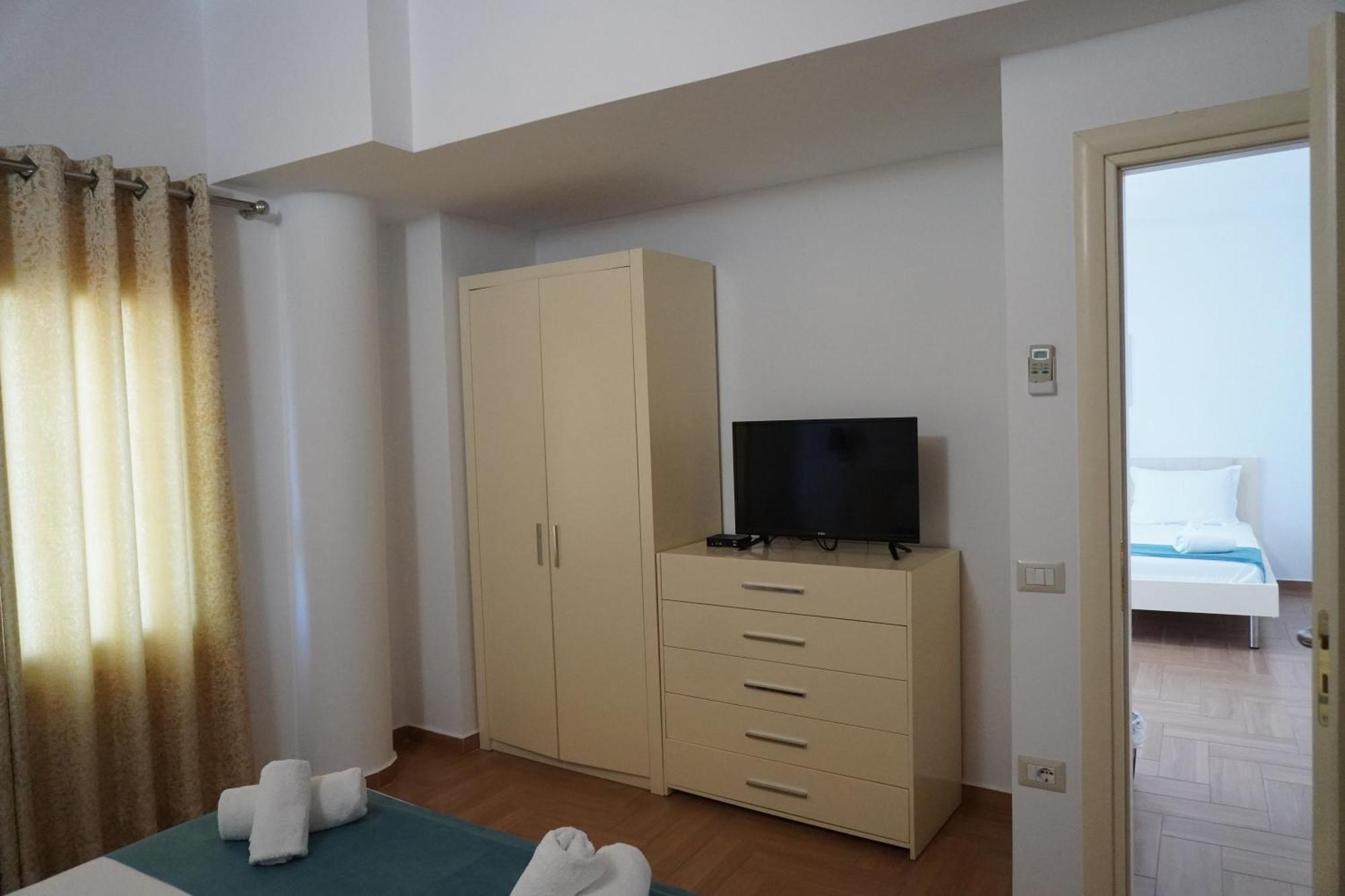 Hotel Agel Sarandë Exterior foto