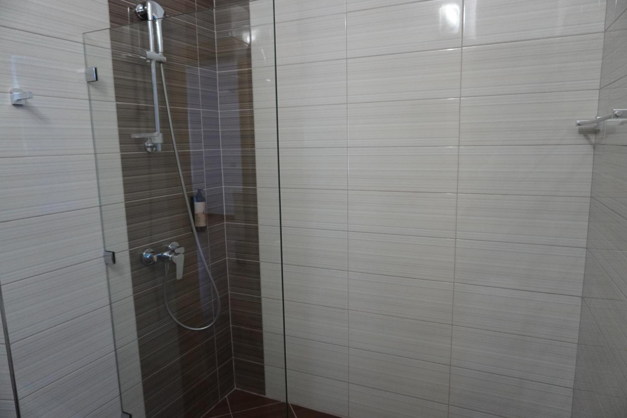 Hotel Agel Sarandë Habitación foto