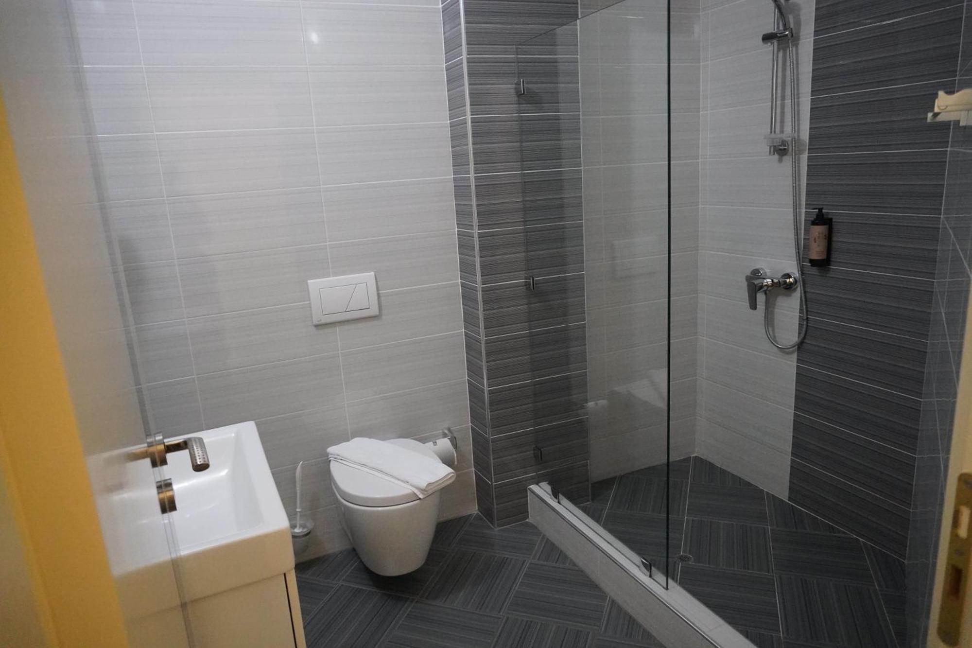 Hotel Agel Sarandë Habitación foto