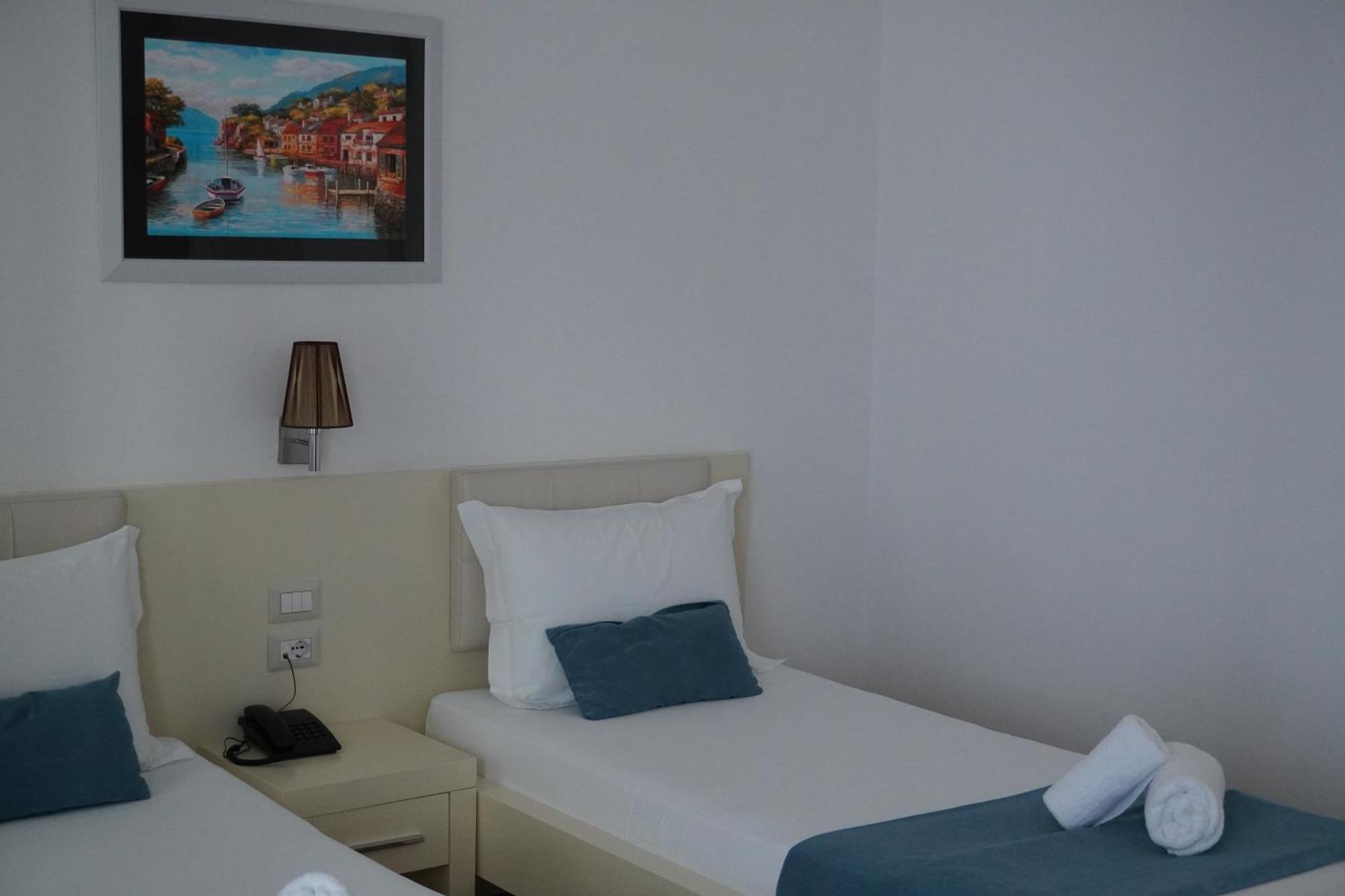 Hotel Agel Sarandë Exterior foto