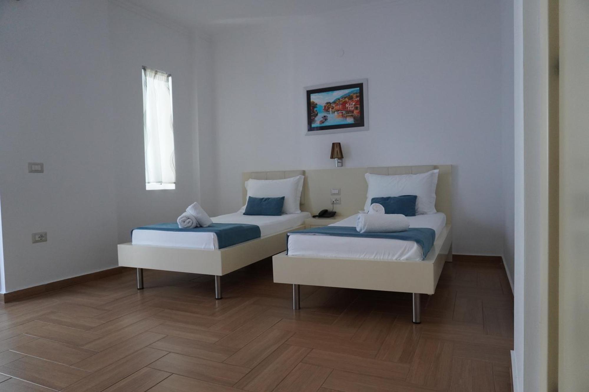 Hotel Agel Sarandë Exterior foto