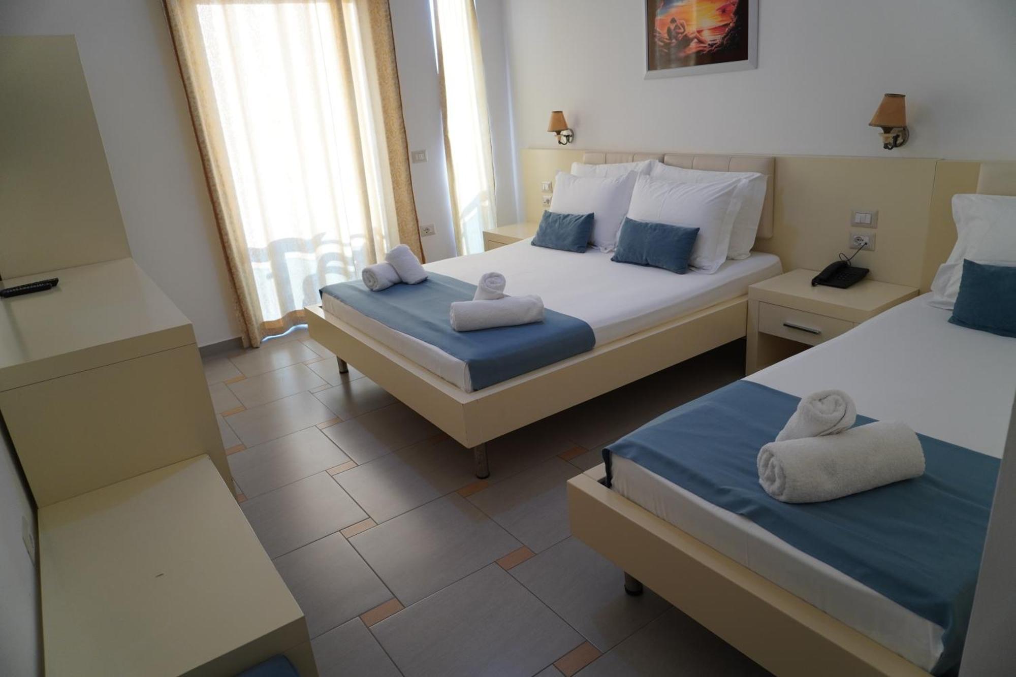 Hotel Agel Sarandë Exterior foto