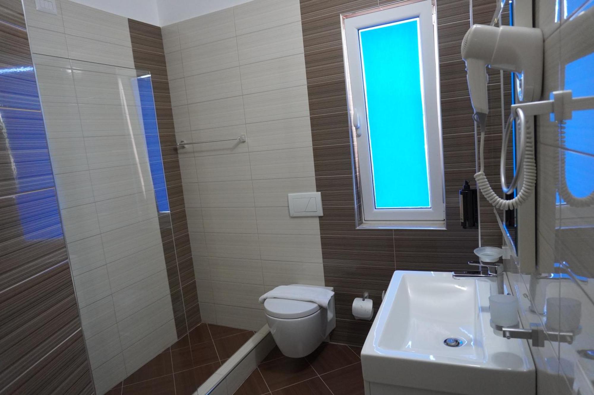 Hotel Agel Sarandë Habitación foto