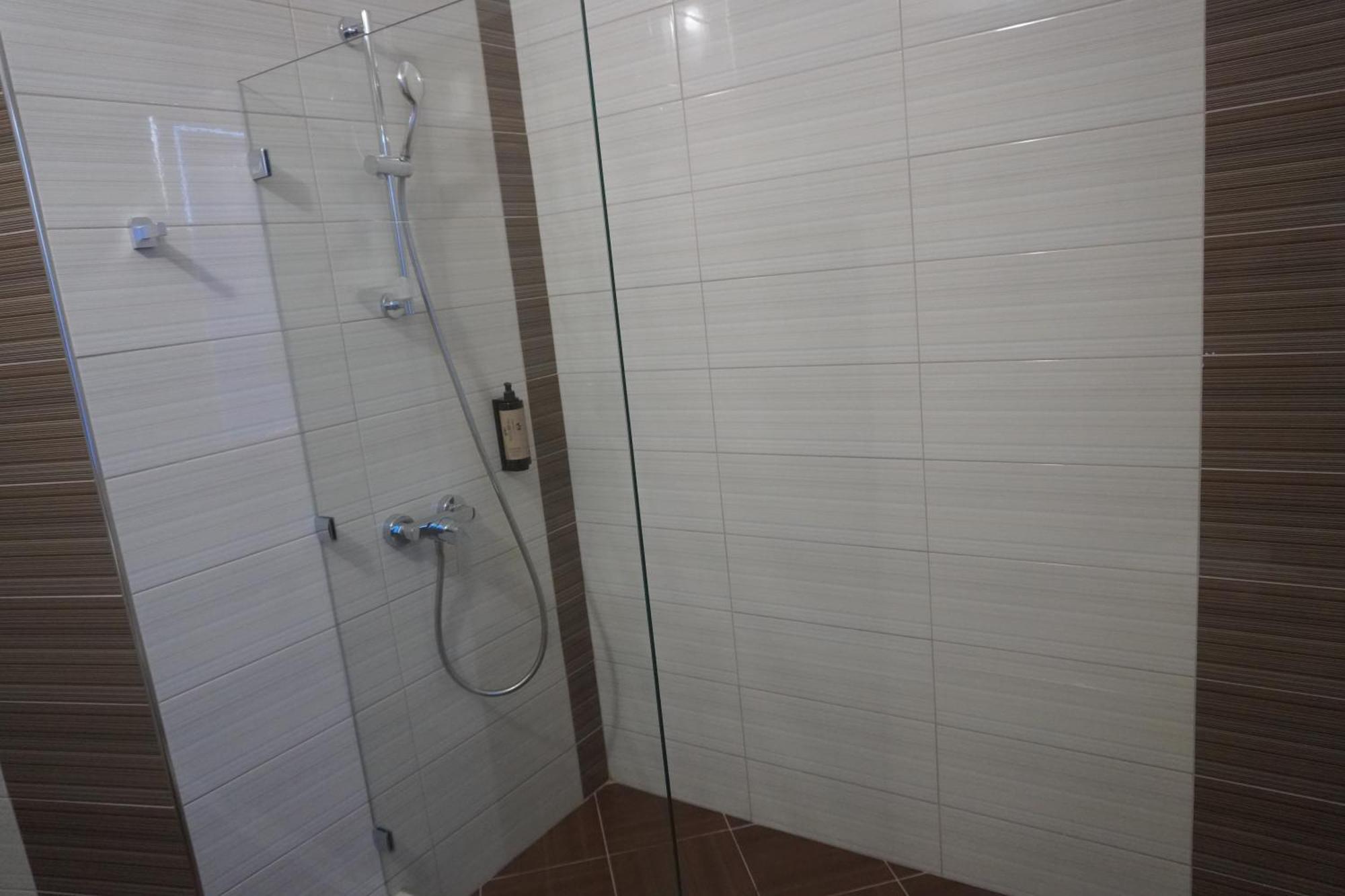 Hotel Agel Sarandë Habitación foto