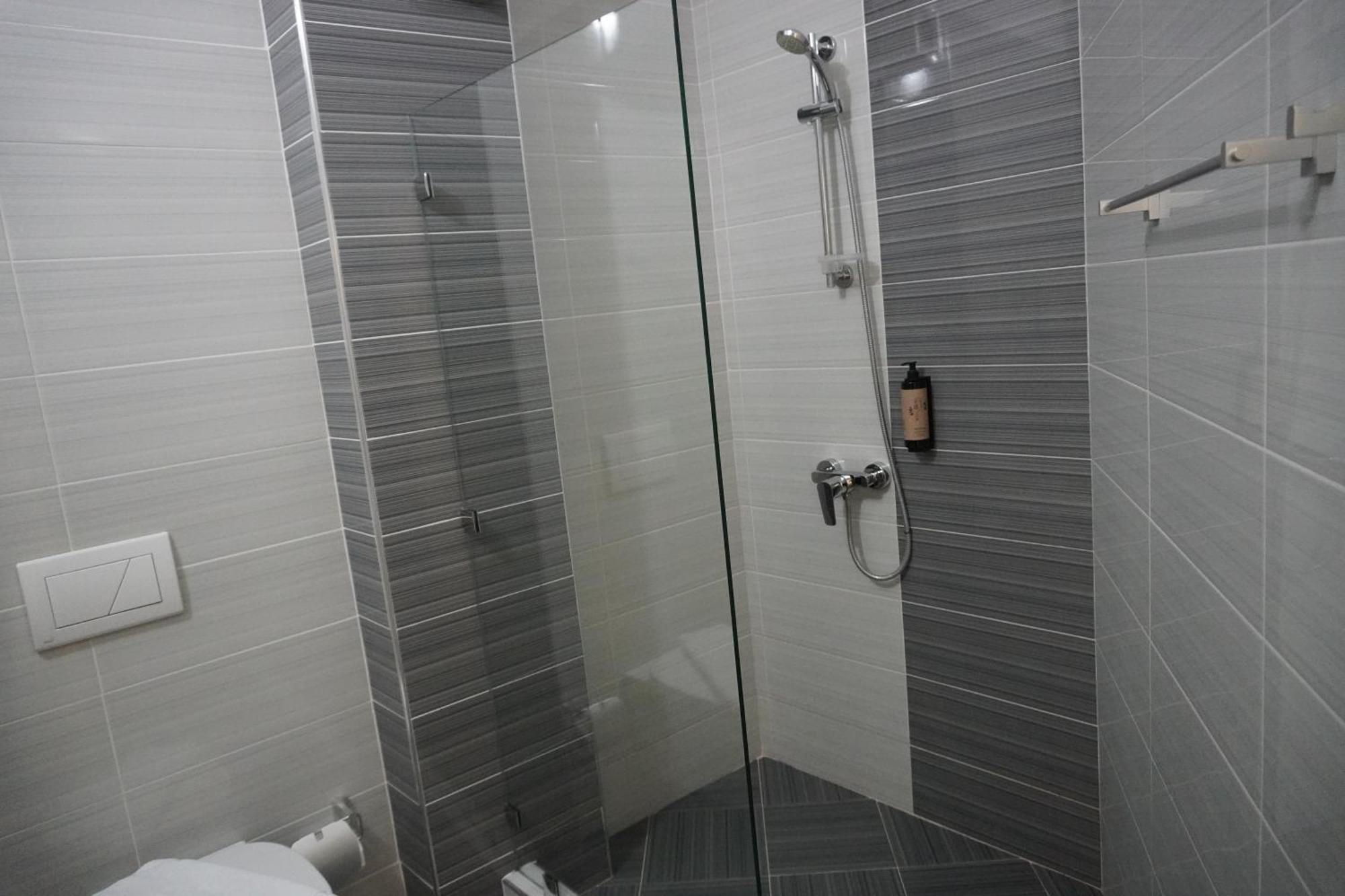 Hotel Agel Sarandë Habitación foto